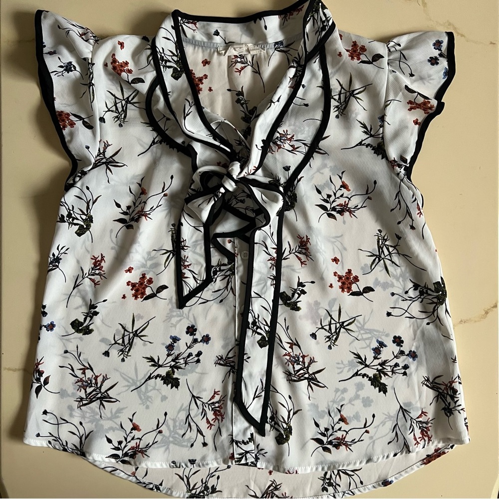 Floral Tie Blouse